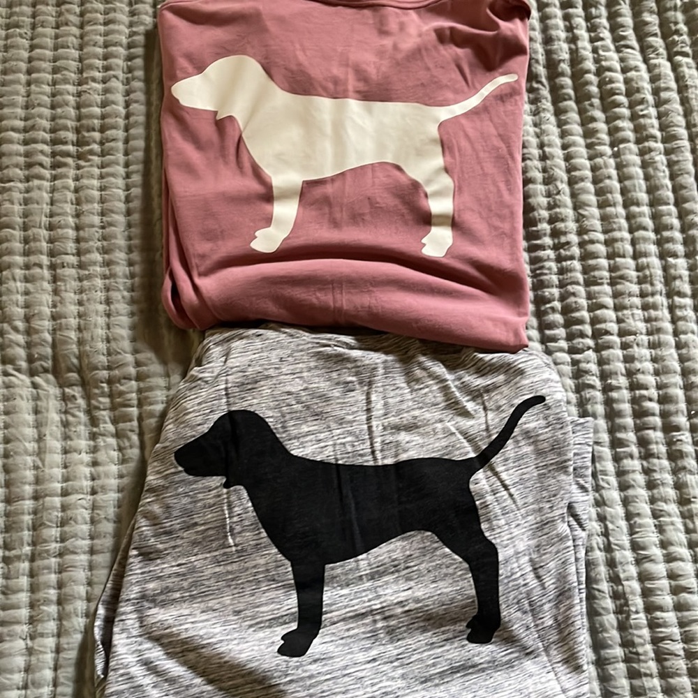 2 long sleeved shirts